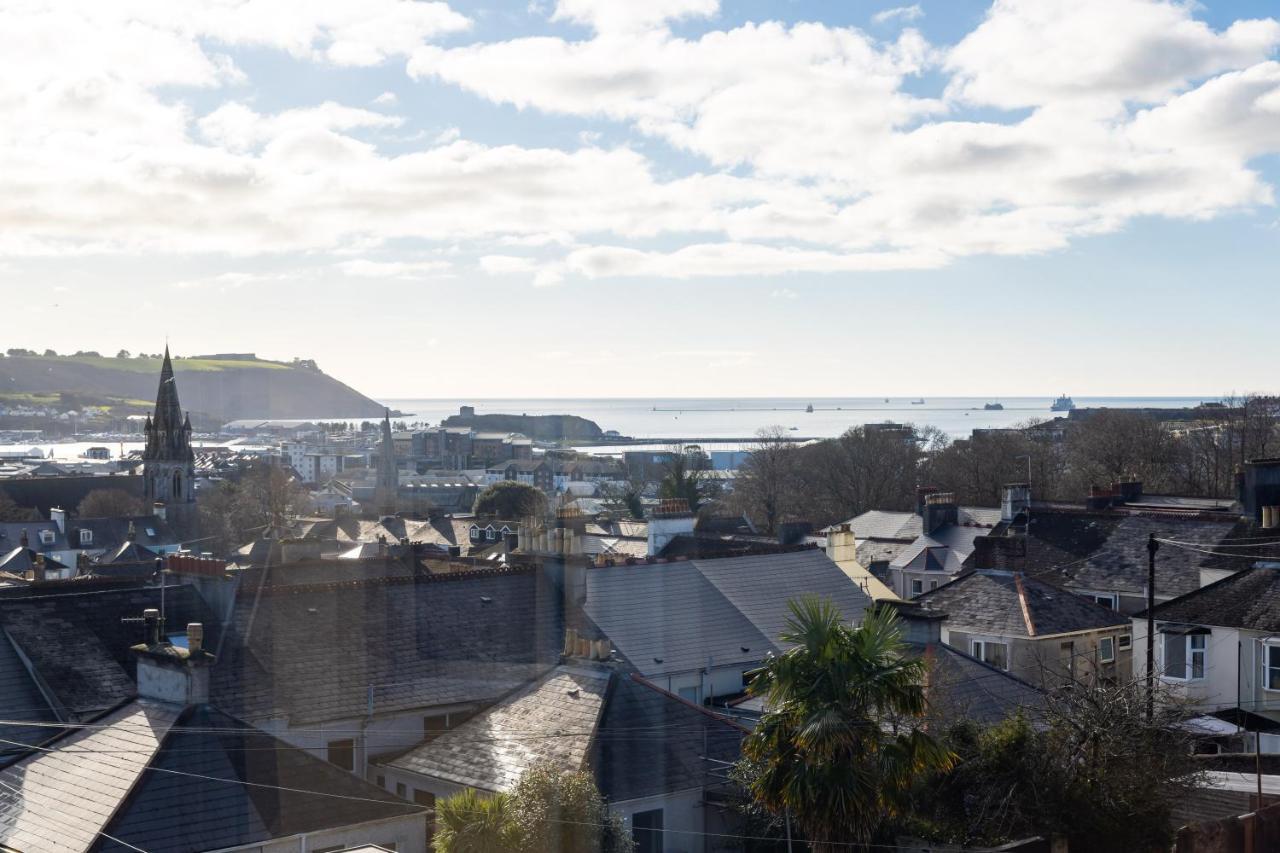5-Bed House With Distant Sea Views In Plymouth Villa Dış mekan fotoğraf